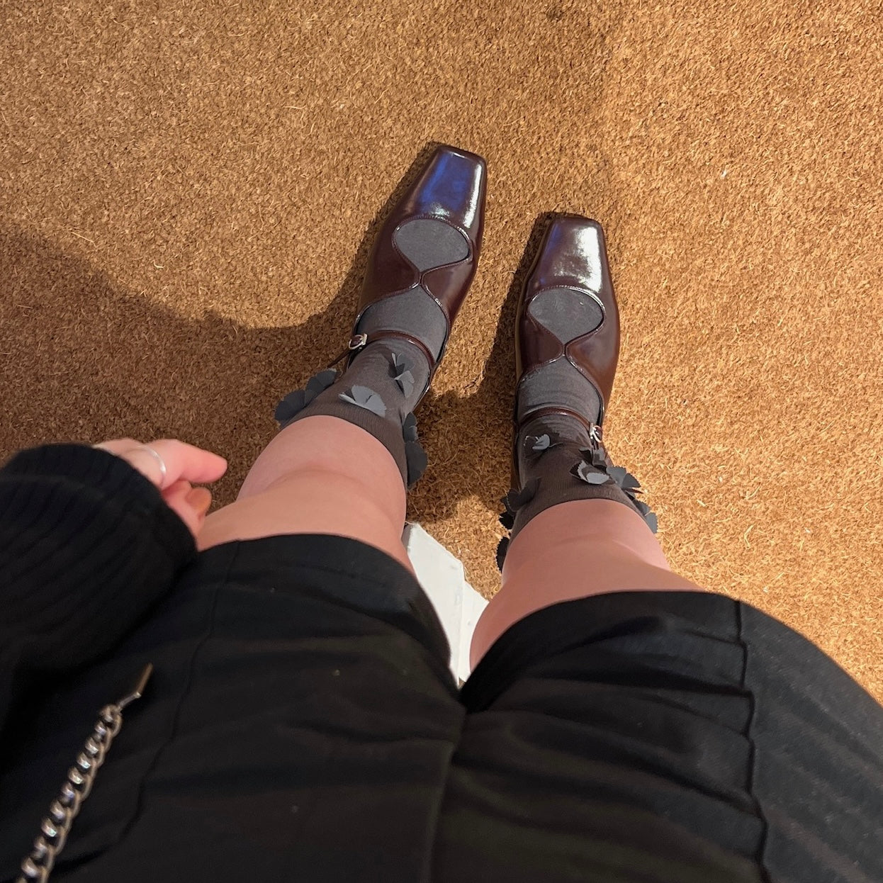 【CHARCOAL GRAY】flower motif socks
