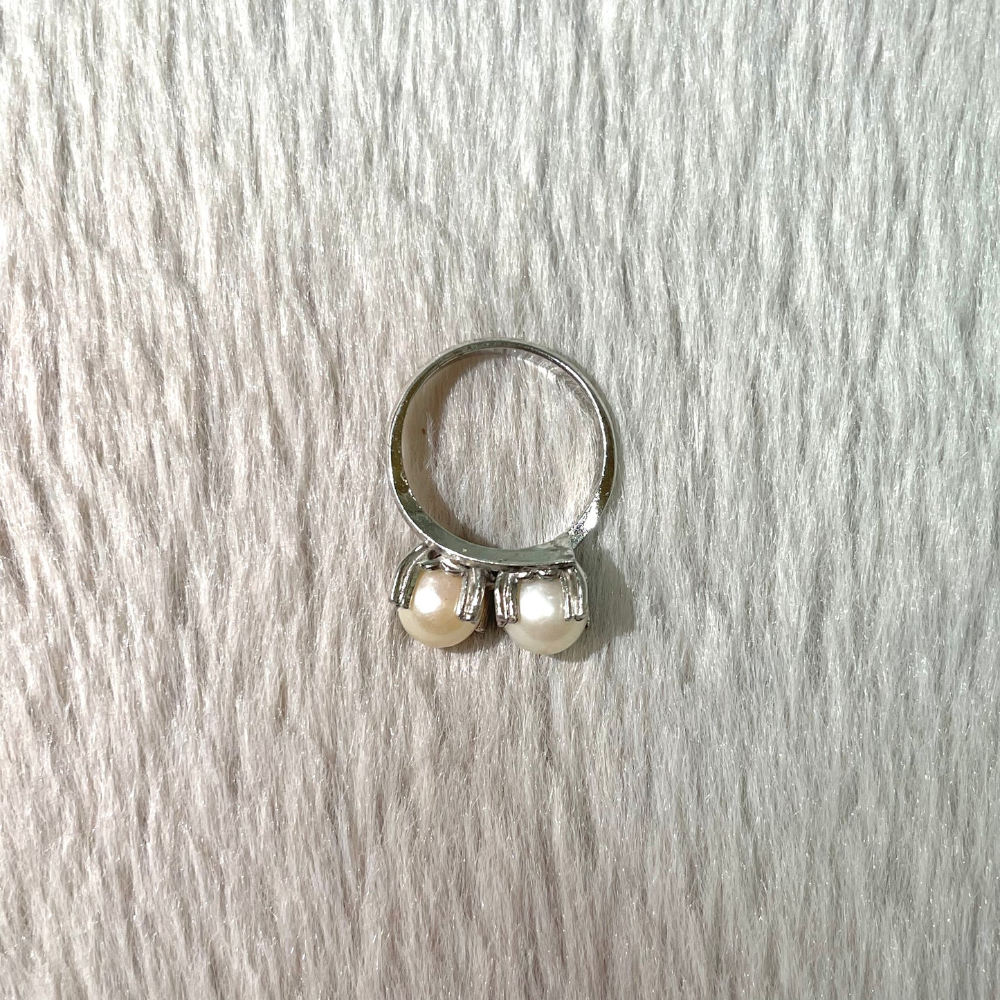 Double perl ring