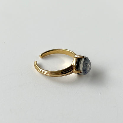 [ onyx, labradorite & crystal ] croissant gold