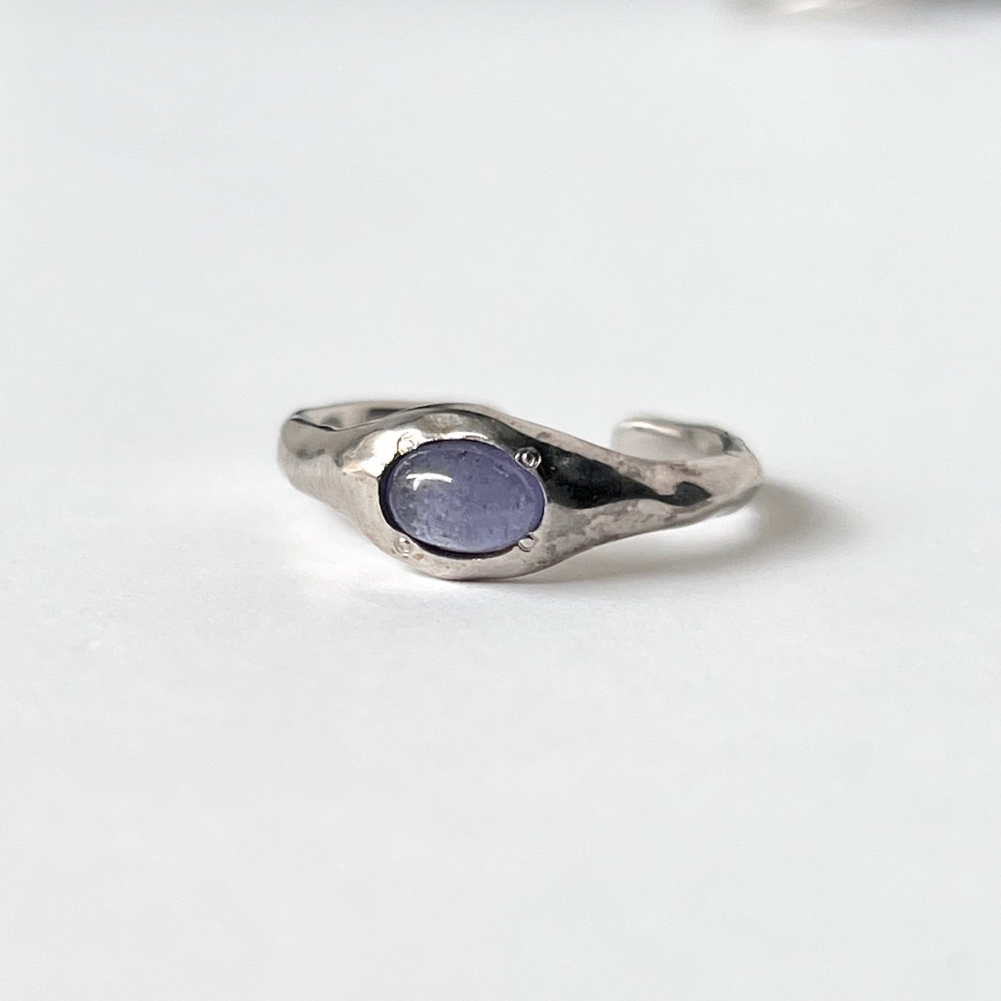 [ tanzanite ] pebble silver