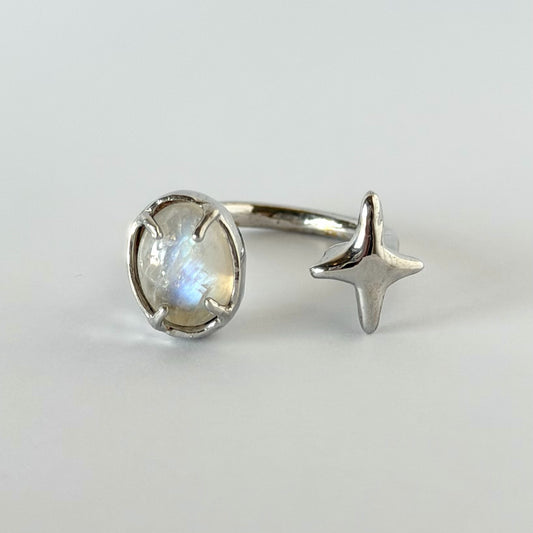 [ rainbow moon stone ] four pointed star silver [ free size ]