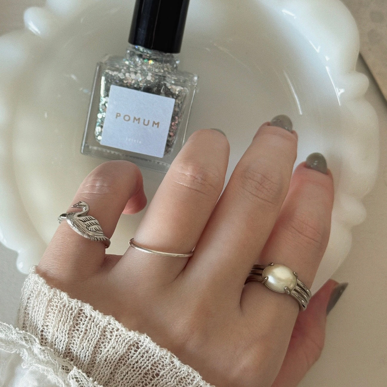 [ silver ] swan pinky