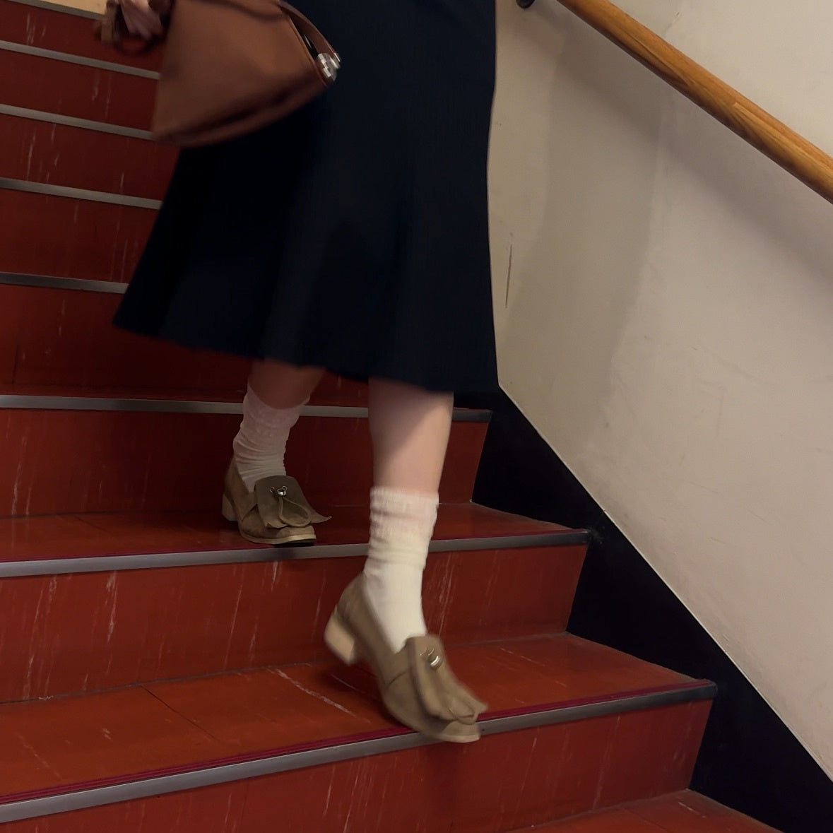 【Beige】suede flap loafer【サンプル品(返品不可)】