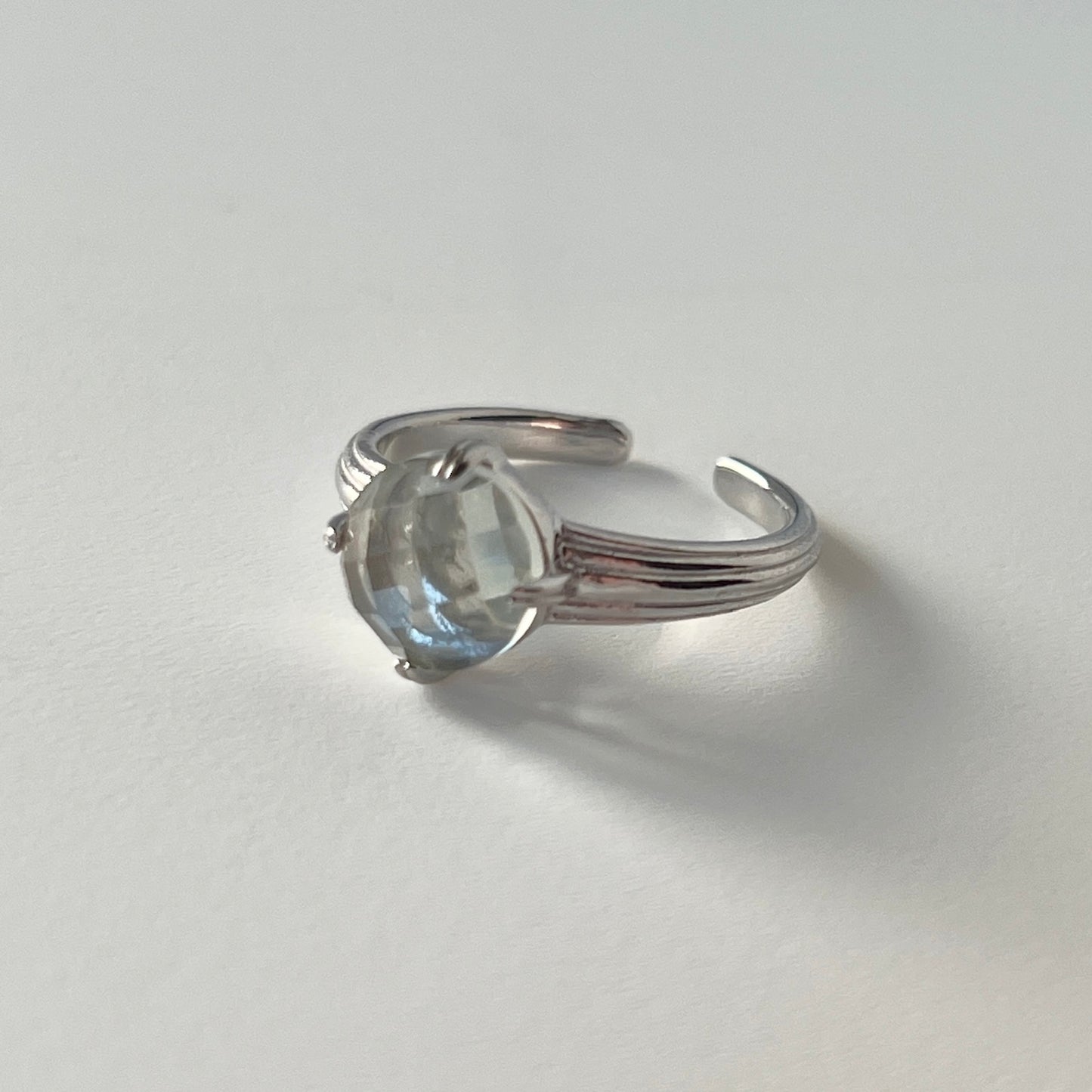 [ green amethyst (multi-faceted) ] croissant silver