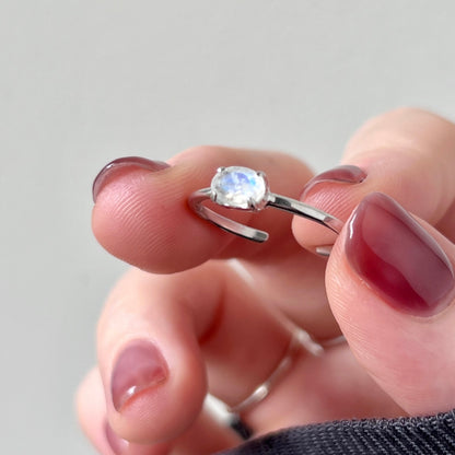 [ rainbow moon stone ] oval faceted cut ring  silver