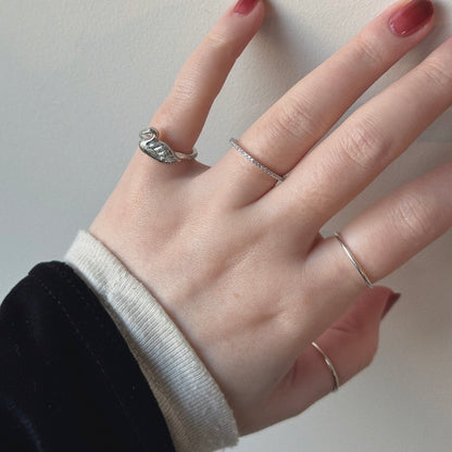 [ silver ] swan pinky
