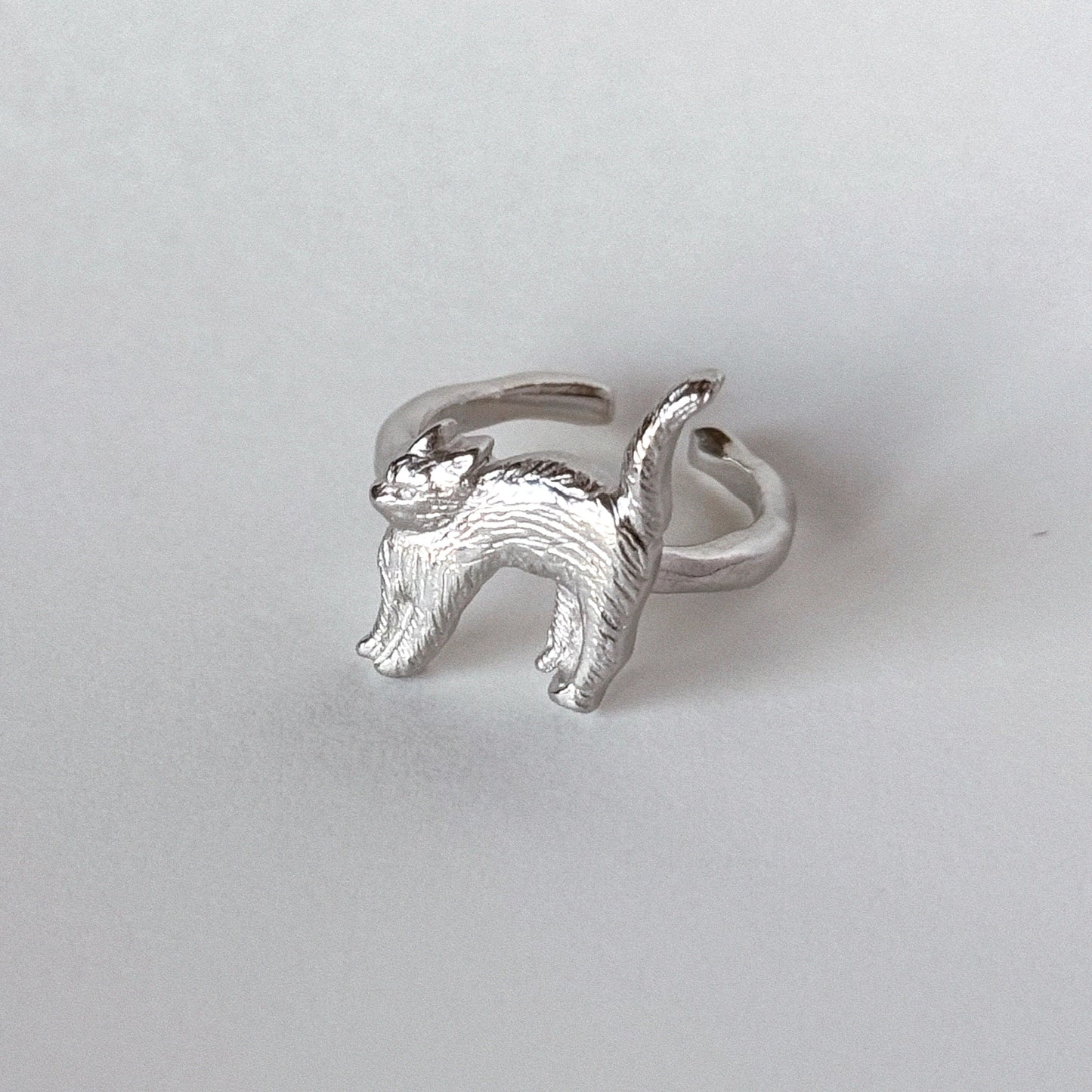 [ silver ] cat pinky [ free size ]