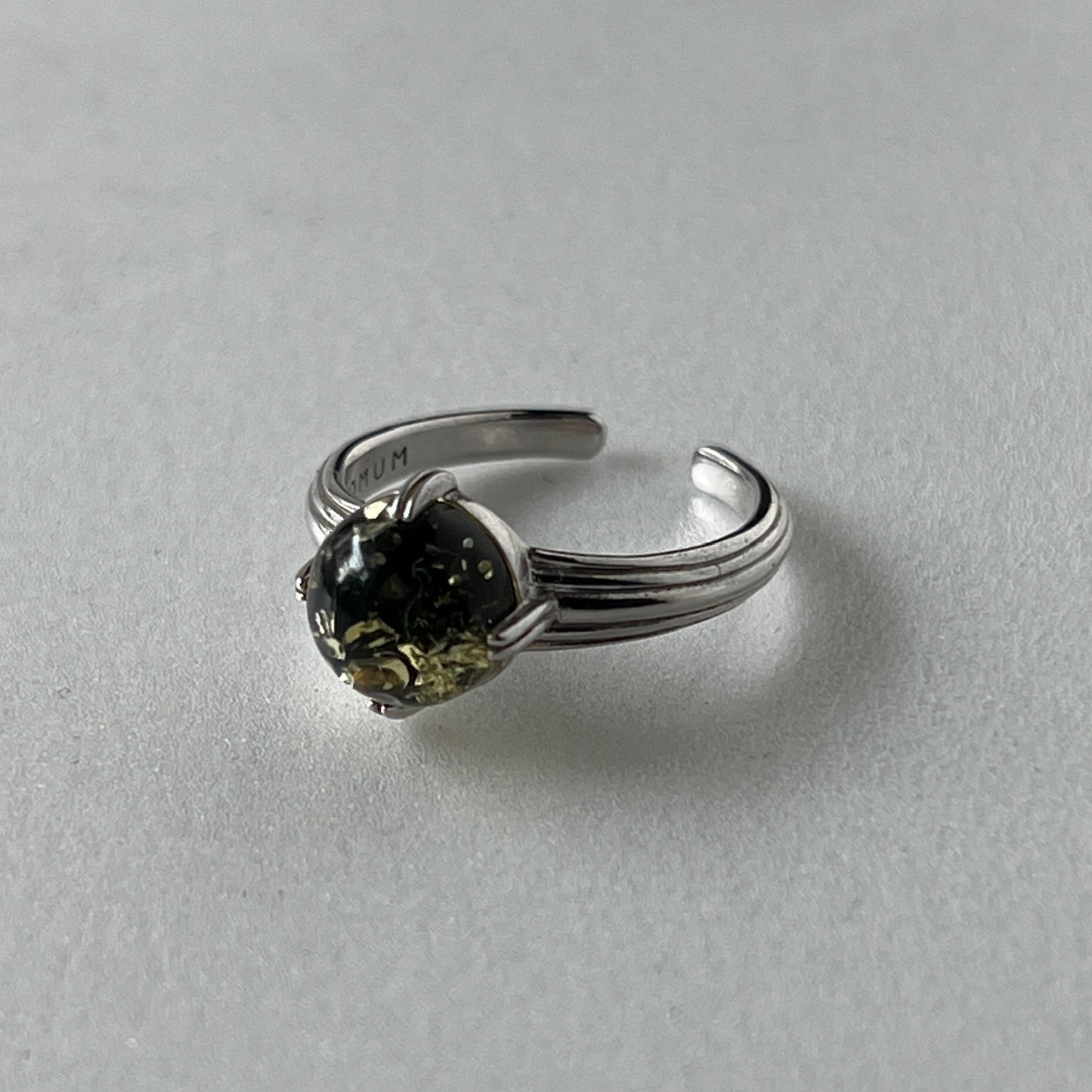 [ black amber ]  croissant silver