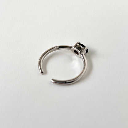 [ black opal ] oval faceted cut ring  silver [ free size ]