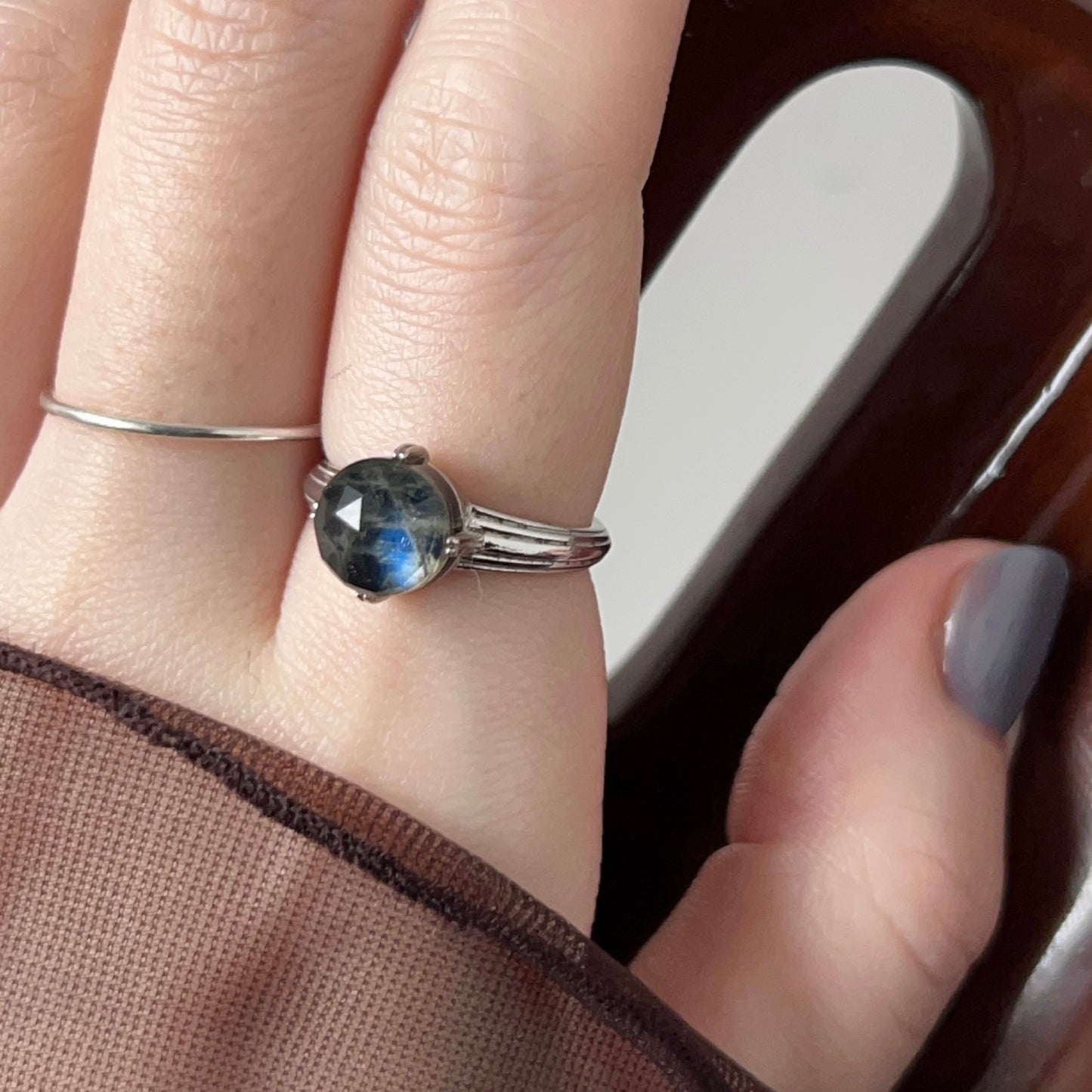 [ onyx, labradorite & crystal ] croissant silver