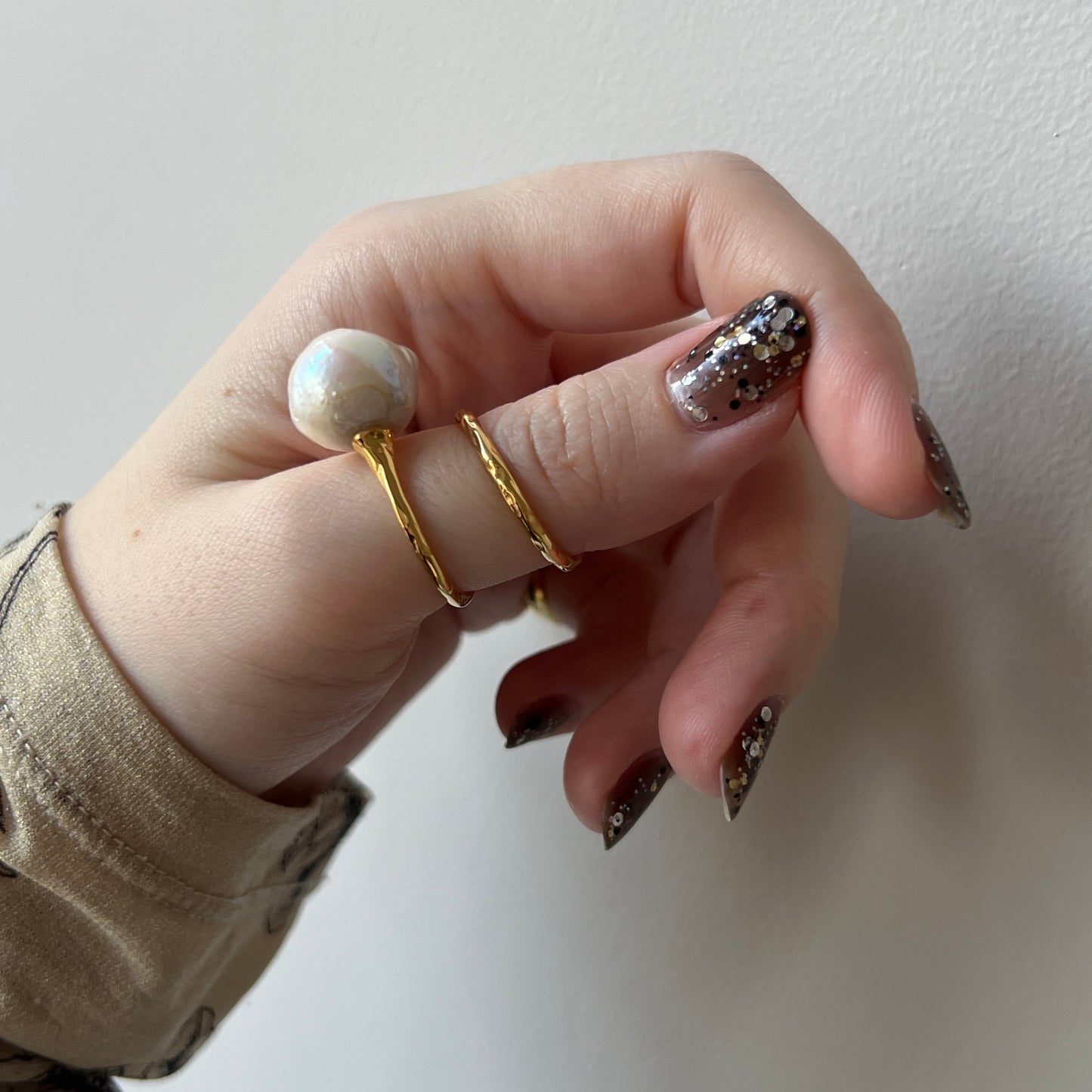 [ ✴︎12 ] oyster pearl mini ring
