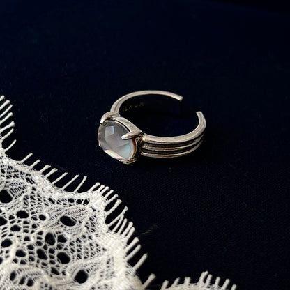 [ black shell (multi-faceted) ] trois silver