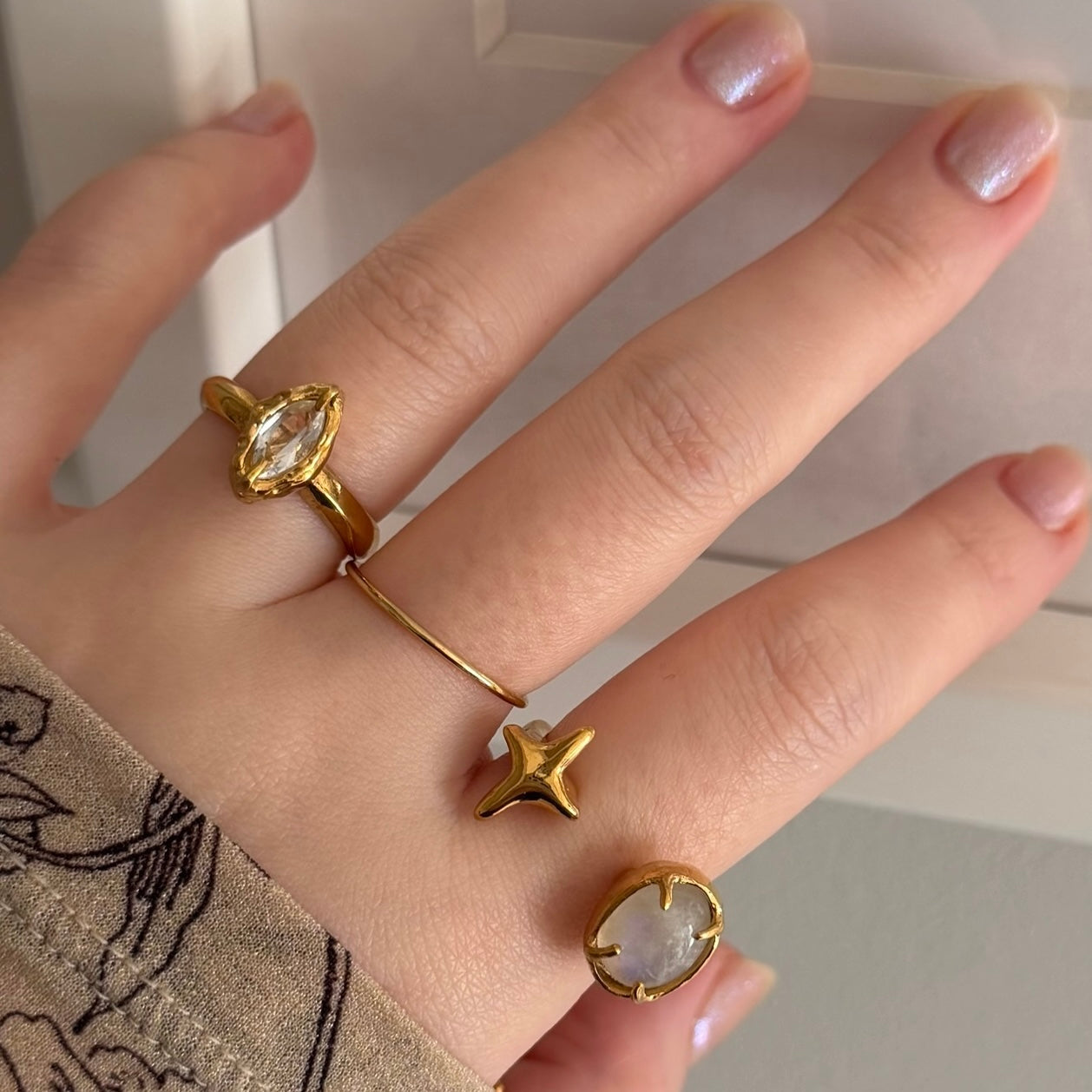 [ white topaz ] marquis stone gold