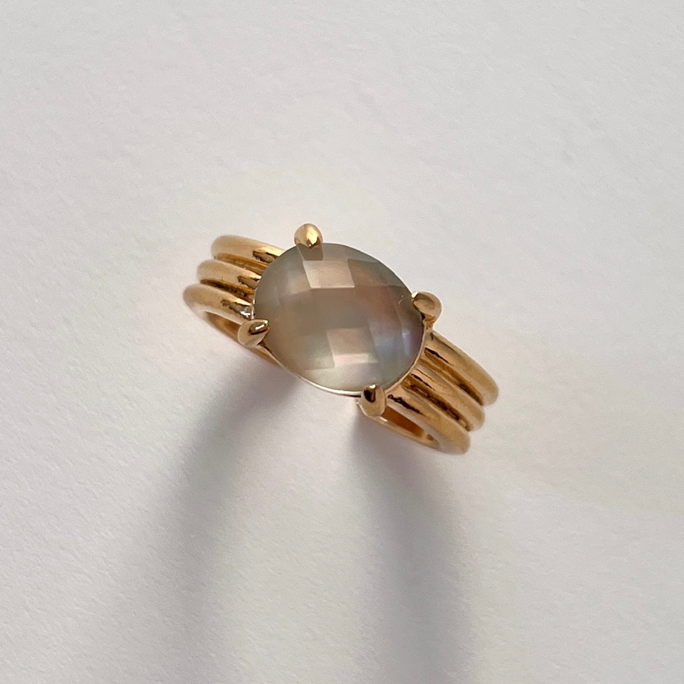 [ black shell (multi-faceted) ] trois gold