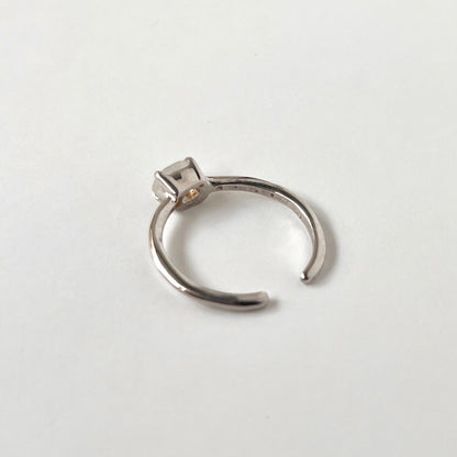 [ rainbow moon stone ] oval faceted cut ring  silver