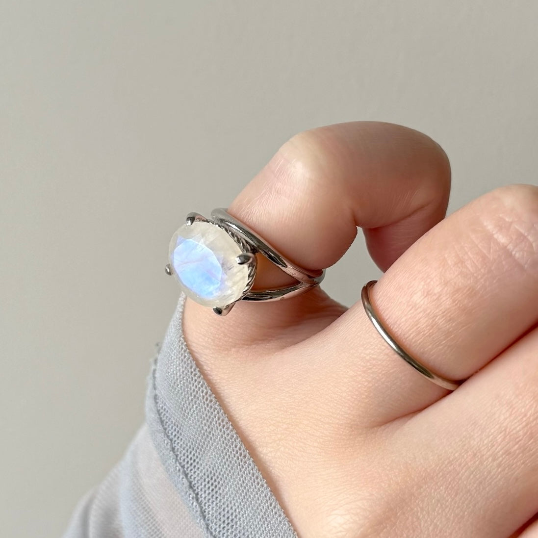 [ rainbow moon stone ] reine pinky silver