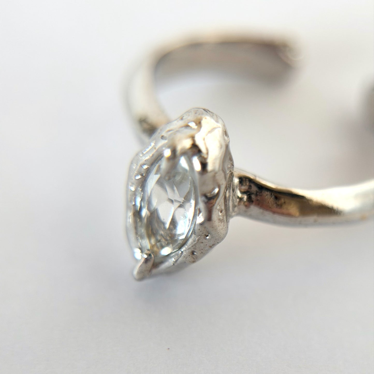 [ white topaz ] marquis stone silver