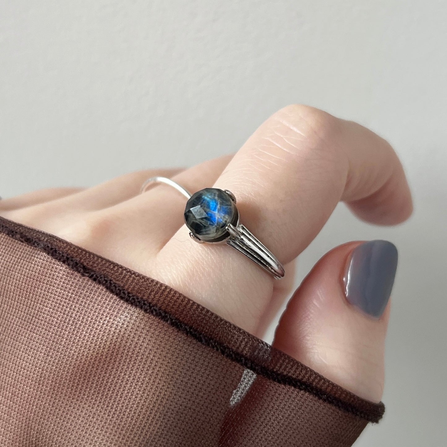 [ onyx, labradorite & crystal ] croissant silver