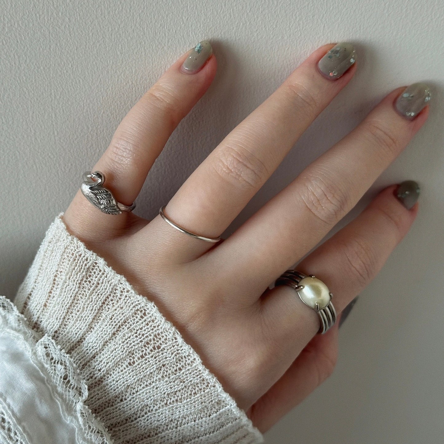 [ silver ] swan pinky