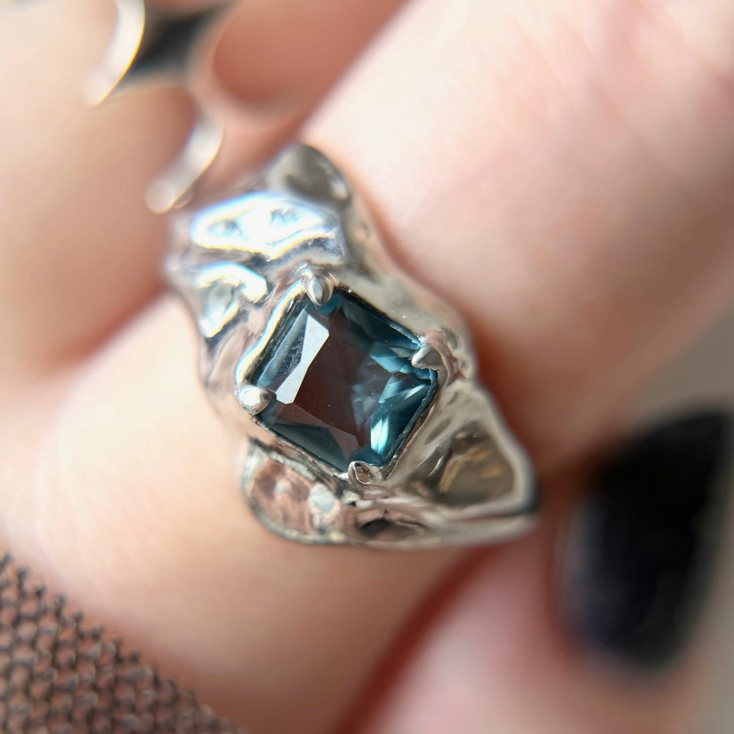 [ light blue glass ]  melt ring  silver