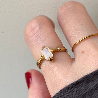 [ rainbow moon stone ] polaris gold