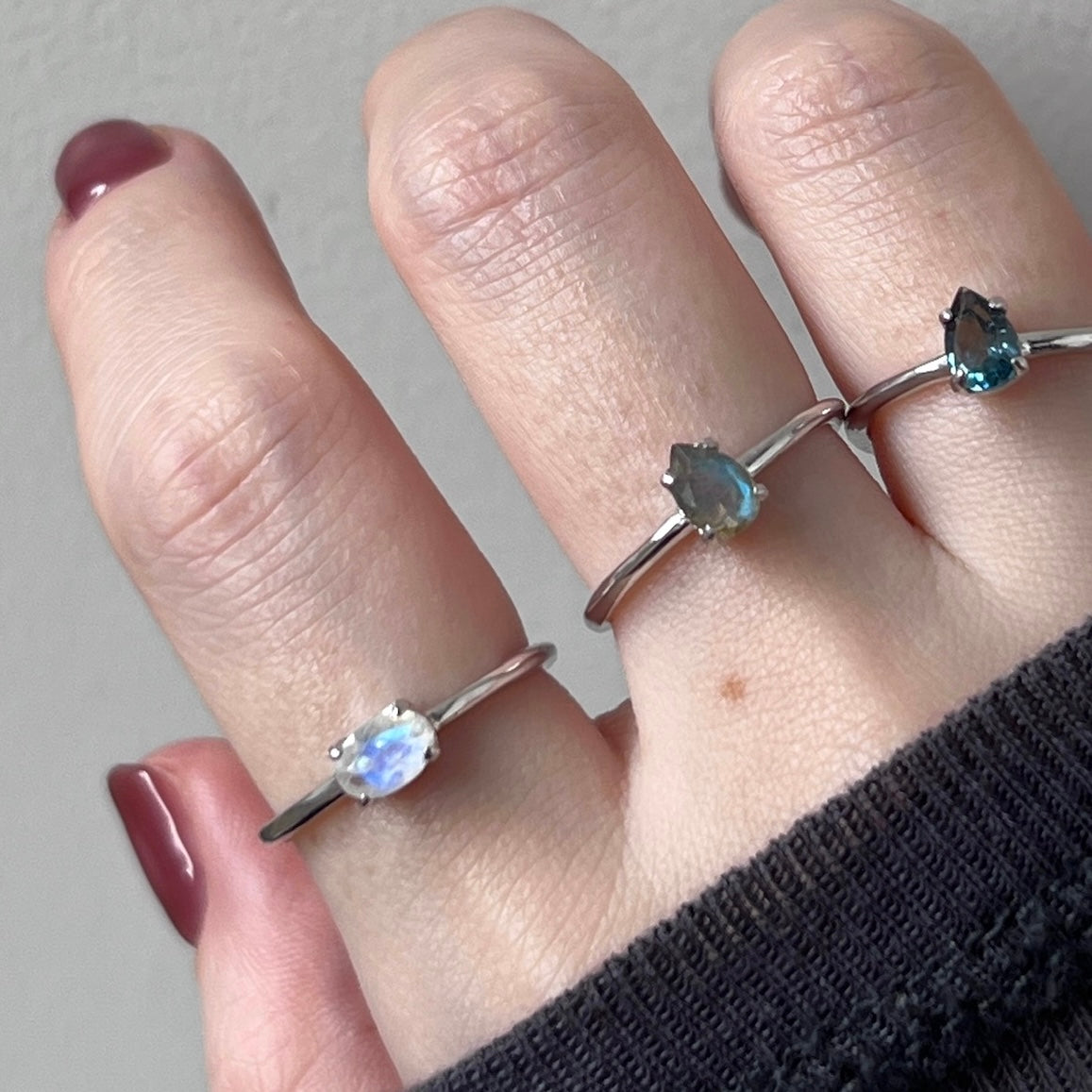 [ rainbow moon stone ] oval faceted cut ring  silver