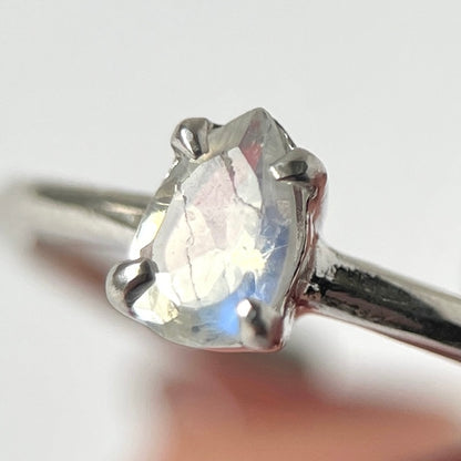 [ rainbow moon stone ] dorp faceted cut ring  silver [ free size ]