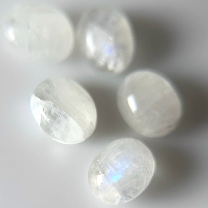 [ rainbow moon stone ] four pointed star gold [ free size ]