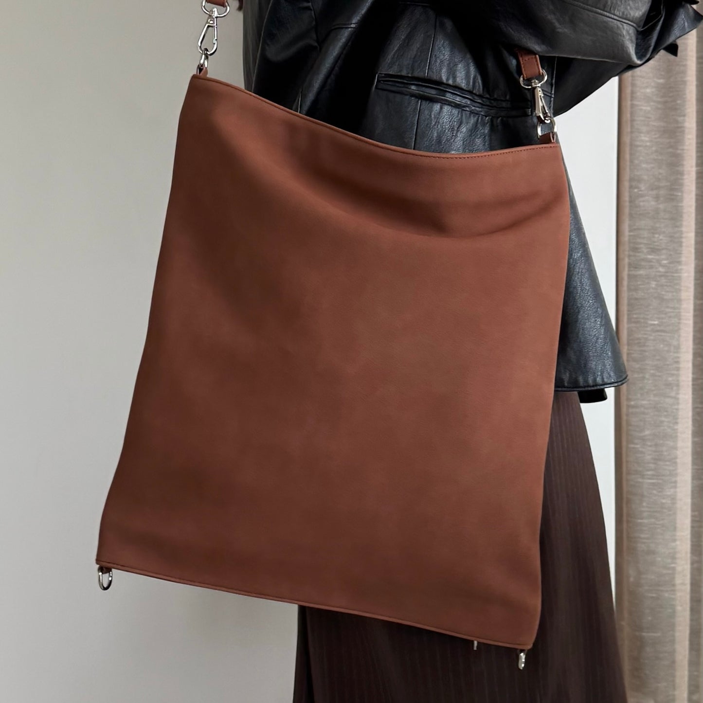 【BROWN】2way suede shoulder tote bag