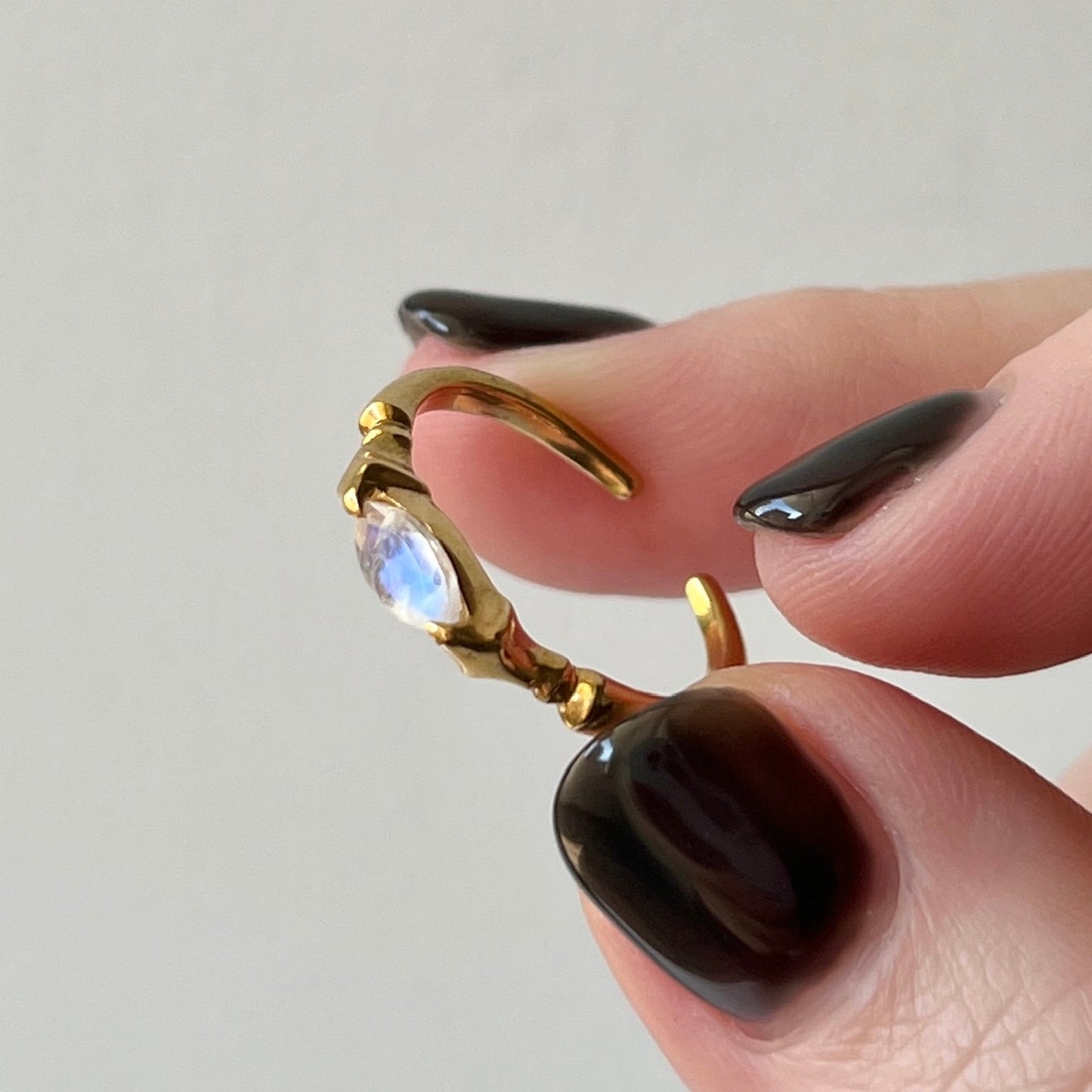 [ rainbow moon stone ] polar star gold