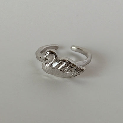 [ silver ] swan pinky