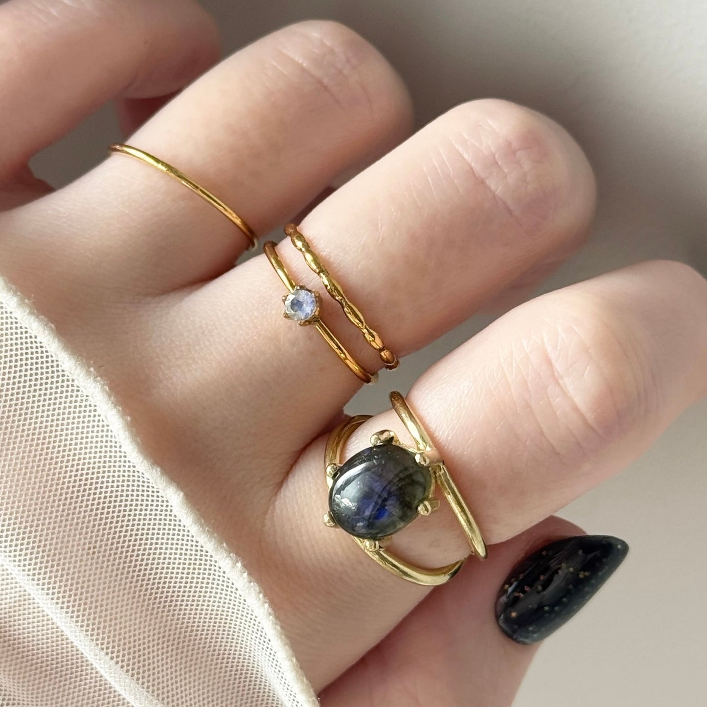 [ black labradorite ] double gold [ free size ]