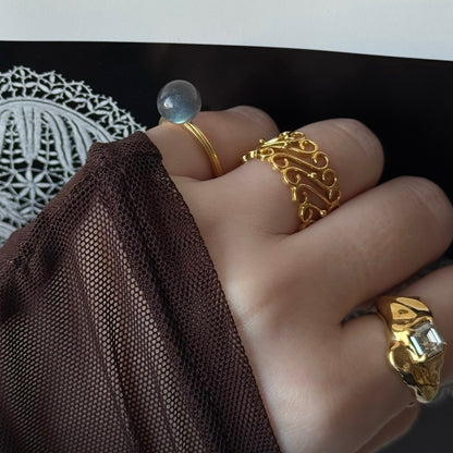 [ gold ] garden decor [ free size ]