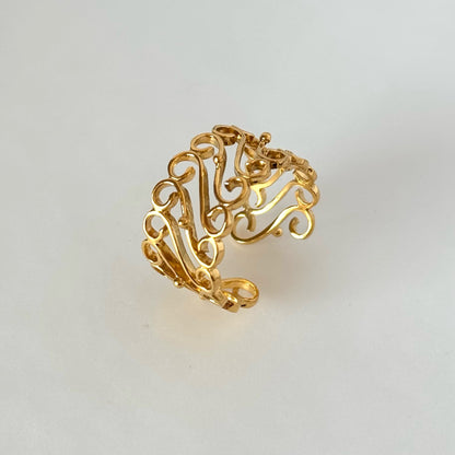 [ gold ] garden decor [ free size ]