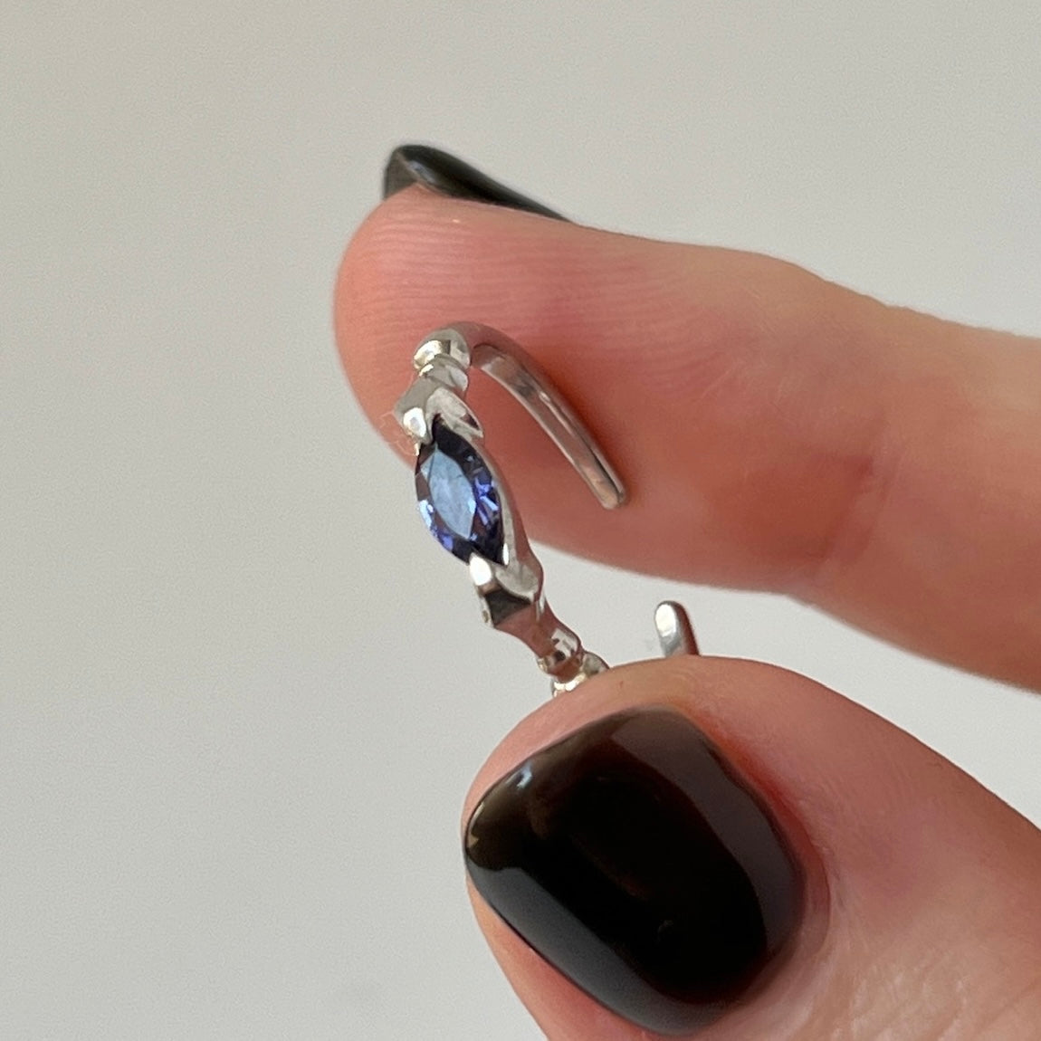 [ iolite ] polar star silver