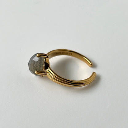 [ labradorite (rose cut) ] croissant gold
