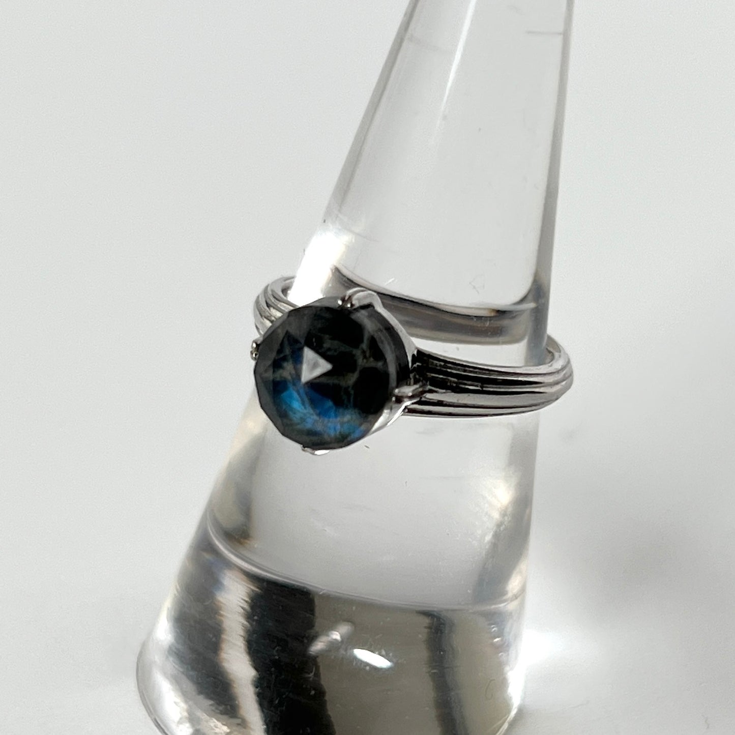 [ onyx, labradorite & crystal ] croissant silver