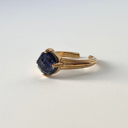[ blue gold stone (multi-faceted) ] croissant gold