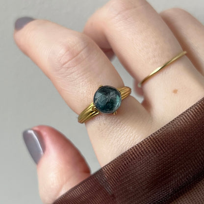 [ onyx, labradorite & crystal ] croissant gold