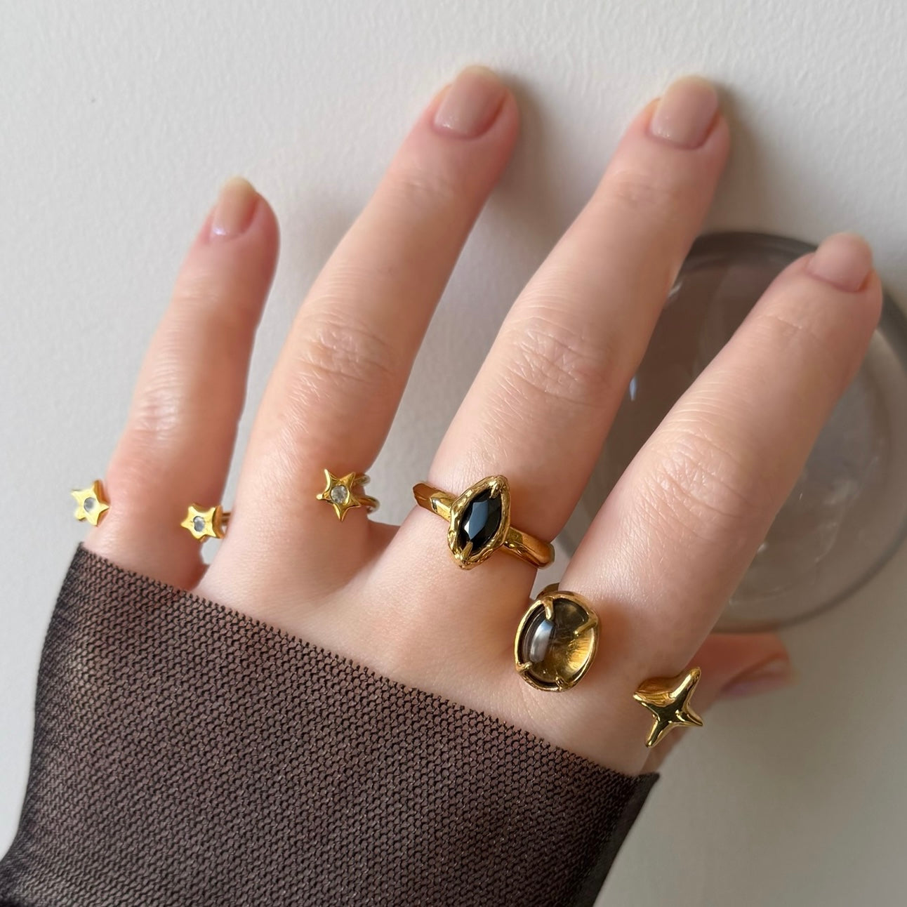 [ black spinel ] marquis stone gold