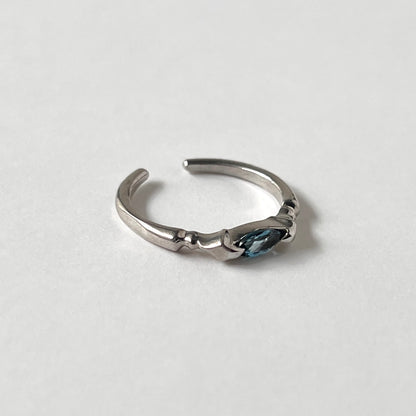 [ london blue topaz ] polar star silver