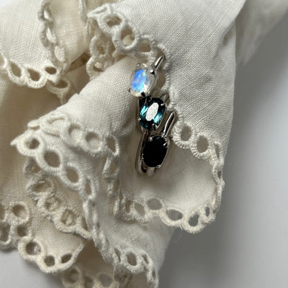[ indigo blue kyanite ] oval faceted cut ring  silver