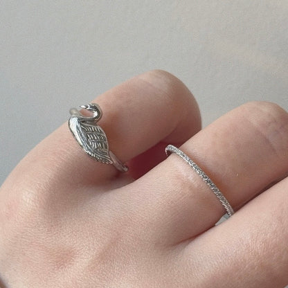 [ silver ] swan pinky