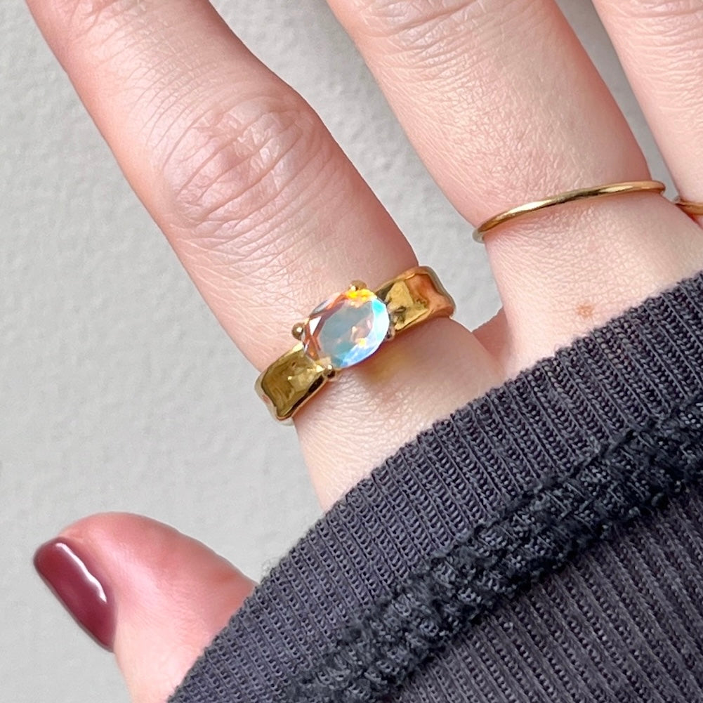 [ angel aura quartz ] um gold ring