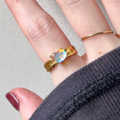 [ angel aura quartz ] um gold ring