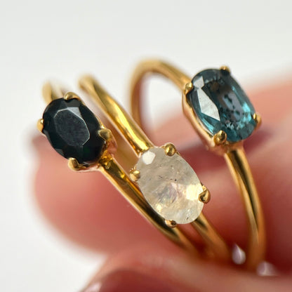 [ black opal ] oval faceted cut ring  gold