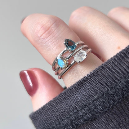 [ rainbow moon stone ] oval faceted cut ring  silver