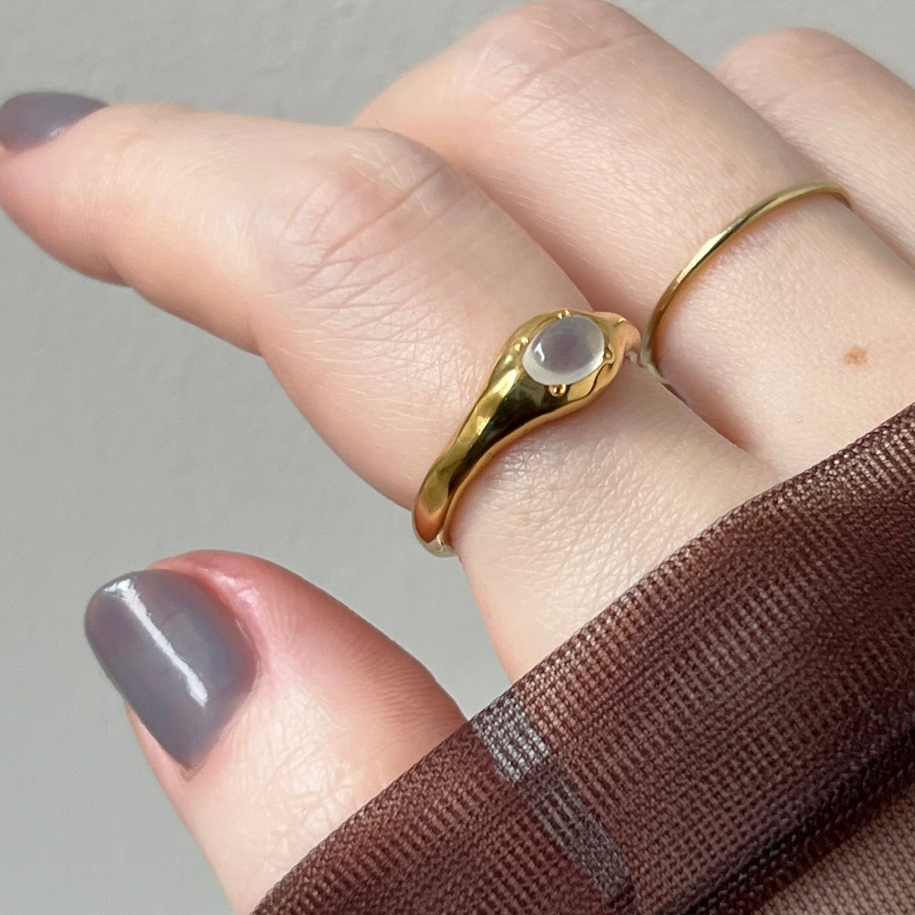 [ royal blue moon stone ] pebble gold [ free size ]