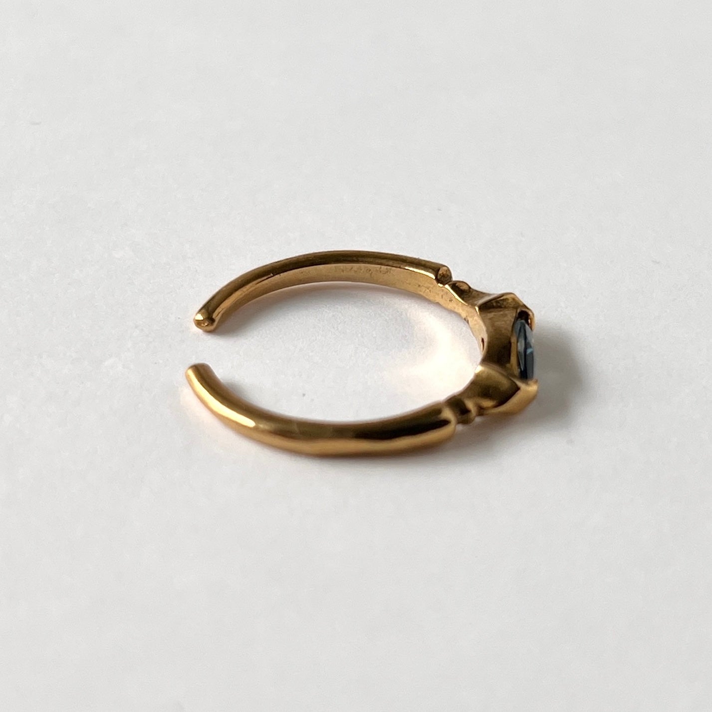 [ london blue topaz ] polar star gold
