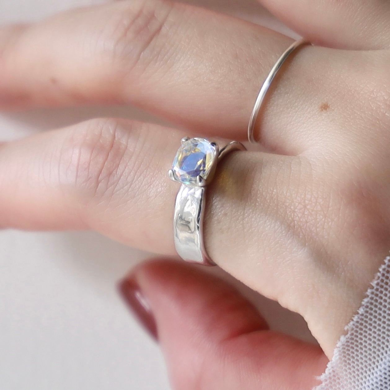 [ angel aura quartz ] um silver ring